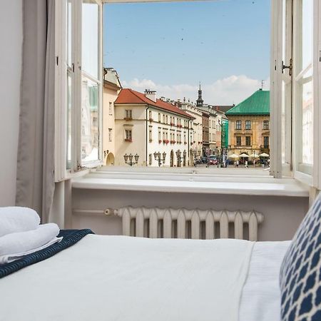 Square Apartment - Loftaffair Cracovie Extérieur photo
